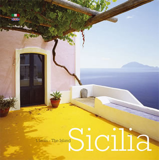 Sicilia, l'Isola - The Island

Bilingua Italiano e Inglese
Formato: Softcover, 21x21 cm, 240 pagine
ISBN 978-88-95218-0-14
€24,00

